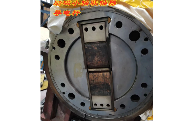 北京完美网页版登录入口-励磁电流是如何进入发电机转子绕组的？