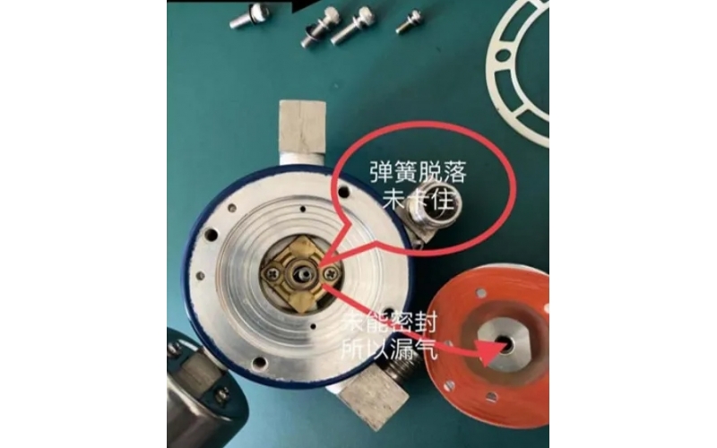 完美网页版登录入口门定位器放大器漏气维修处理